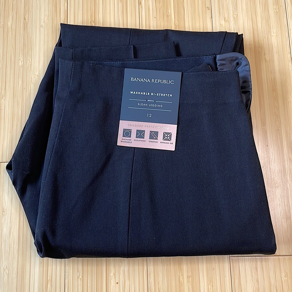 NWT Banana Republic size 12 Sloan Legging Black